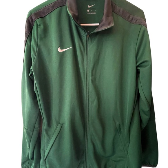 Nike Men's Green Training Jacket - Picture 2 of 3